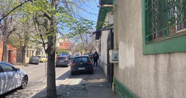 Parcări desfiinţate, pietoni în pericol şi proprietari supăraţi. „Trebuia să se gândească la asta înainte!” - 7
