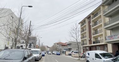Locuitorii cer autorităţilor un parc în cartierul Compozitorilor. "Nu avem unde să mergem cu copiii!" - 2