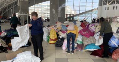 Mii de refugiaţi ucraineni, la Constanţa. Apel de la voluntari: "Este nevoie de mâncare, cărucioare pentru copii!" - 11