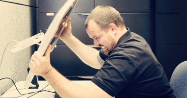 Stire din Diverse : Uneori PC-ul te scoate din sărite? Iată cinci sfaturi pentru optimizare