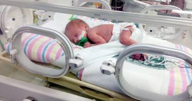 Stire din Sănătate : Copiii nu trebuie să mai moară cu zile în saloane infecte! "Ne dorim spital de pediatrie la Constanța"