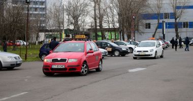 Școlile auto scot mașinile pe străzi! Cine are prioritate la examenul pentru permis - 2