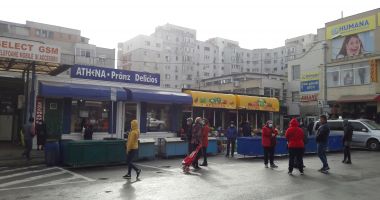 Situaţie disperată în pieţe! Producătorii nu vor să-şi vândă marfa în stradă - 2