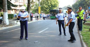Grav accident rutier! Patru persoane, spulberate de pe "zebră" - 9