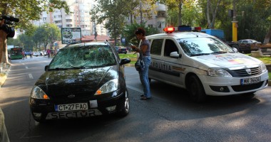 Grav accident rutier! Patru persoane, spulberate de pe "zebră" - 5