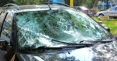 Grav accident rutier! Patru persoane, spulberate de pe "zebră" - 8