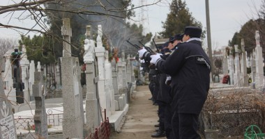 Comisarul șef Dănuț Pisică, înmormântat cu onoruri militare - 3