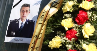 Comisarul șef Dănuț Pisică, înmormântat cu onoruri militare - 5
