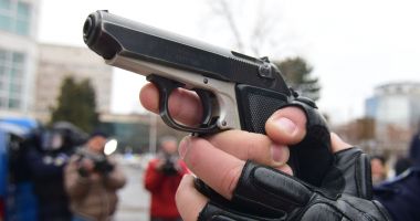 Stire din Eveniment : Prioritate zero pentru Poliție: să fie cât mai puțini pistolari în Constanța!