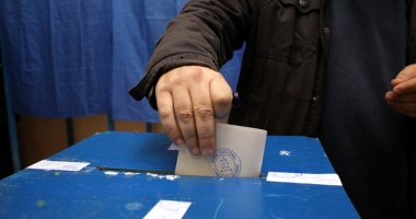 Stire din Politică-Administrație : Țărăniștii vor să meargă la Primăria Constanța cu Gheorghe Caruțiu