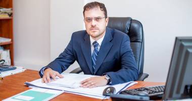 Stire din Eveniment : Oamenii lui Martin de la Polaris așteaptă să fie ridicați de FBI în orice moment