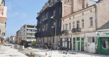 Aveți nevoie de tratament la Policlinica cu Plată? Mare atenţie să nu vă cadă vreo piatră în cap! - 3