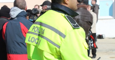 "Alo? Hoții mi-au furat mașina!" Leac pentru șoferii care parchează unde au chef - 4