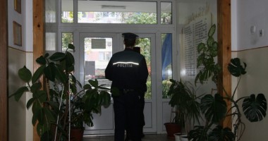 Stire din Eveniment : Tot mai mulți copii devin infractori de pe băncile școlilor