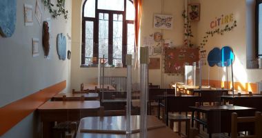 Pregătiri pentru a-i primi pe elevi la şcoală! „Nu trimiteţi copiii după adeverinţe!” - 3