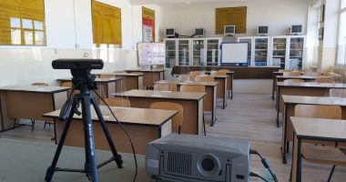 Pregătiri pentru a-i primi pe elevi la şcoală! „Nu trimiteţi copiii după adeverinţe!” - 4