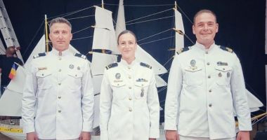 Stire din Eveniment : Trei scafandri, premiați la "Omul Anului 2021 în Forțele Navale"