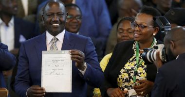 Stire din Actualitate : Vicepreşedintele Kenyei, William Ruto, a fost declarat învingător al alegerilor prezidenţiale