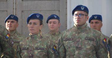 Stire din Eveniment : Roxana Chihaia, prima femeie scafandru militar într-o misiune internațională a Forțelor Navale. "În apă intră întotdeauna o echipă!"