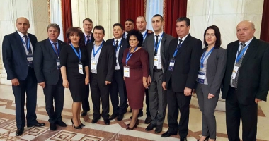 Stire din Politică-Administrație : Primarii de comune vor soluții de la Guvern. "Trebuie să reducem decalajul dintre mediul rural și cel urban"
