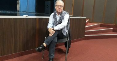 Stire din Cultură-Educație : Spectacolul "Pescarul şi sufletul său", montat la Constanţa, după 40 de ani