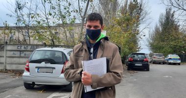 Stire din Eveniment : Profesorul Ciorogaru, acuzat de hărţuire, audiat de polițiști. „Mi-am asumat decizia că nu o voi mai deranja”