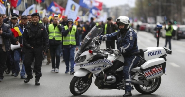 Polițiștii pun lacătul pe sedii. Noaptea nu se mai lucrează? - 2