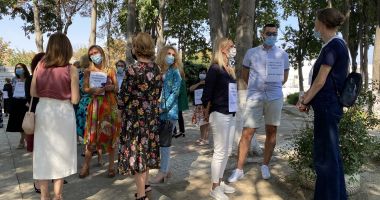 Protest inedit, în prima zi de şcoală. „Vrem spaţii pentru elevii noştri!” - 2