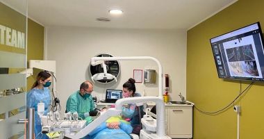 Sistemele noi de implant dentar vă redau rapid zâmbetul