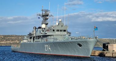 Decorații oferite echipajului unei nave, pentru misiunea din Marea Mediterană - 3