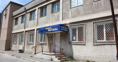Purici și igrasie în secțiile de poliție din Constanța - Galerie foto - 2