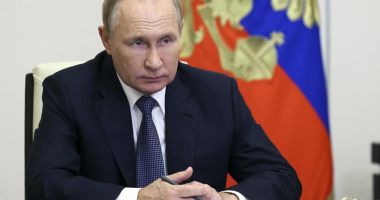 Stire din Actualitate : Vladimir Putin ameninţă cu o nouă suspendare a acordului privind exportul cerealelor ucrainene