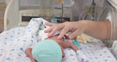 Stire din Sănătate : Rahitismul prematurului, o afecțiune frecventă. Ce este, cum apare  și cum poate fi tratat