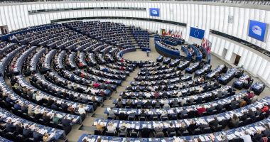 Stire din Politică-Administrație : Rareș Bogdan, "locomotivă" pentru PNL la alegerile europarlamentare