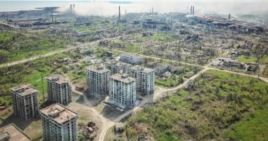 Stire din Actualitate : Comandantul regimentului Azov: "Rușii au năvălit în combinat, au avut loc lupte grele și sângeroase"