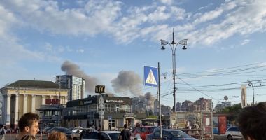 Stire din Actualitate : Volodimir Zelenski: "Ucraina își va recâștiga toate orașele pierdute în fața Rusiei, inclusiv Severodonețk"