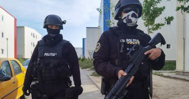 Stire din Eveniment : IPJ Constanța a răspuns petiției locuitorilor din Cobadin, cu razii de amploare