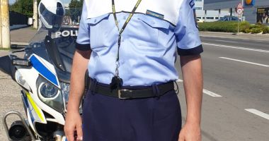 Polițiștii de la Rutieră, în control pe autobuzele CT BUS: "Purtați măști?" - 2