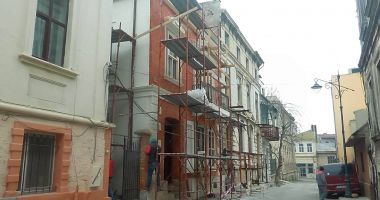 Constanța se întoarce la origini. Gata cu pereții roz și tâmplăria PVC pe clădirile vechi! - 2