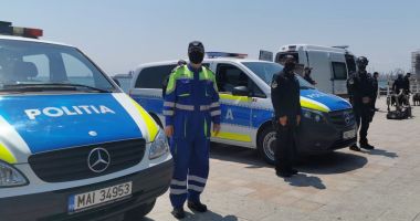 Stire din Eveniment : Mașini de poliție "copiate" din Germania, pe șoselele de pe litoral