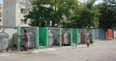 Șatrele de romi care au băgat în sperieți Constanța: "Ne-am săturat de balegă  și șobolani!" - 6