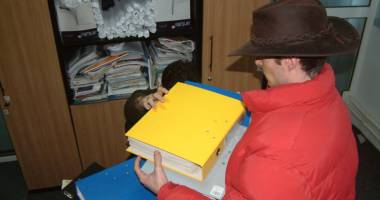 La pușcărie sau la măturat străzi? Infractorii scapă de temniță dacă muncesc în folosul comunității - 4