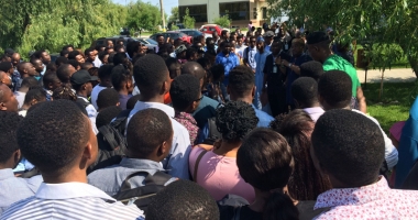"Studenții nigerieni sunt scăpați total de sub control!" Profesorii nu reușesc să îi deosebească între ei - 2