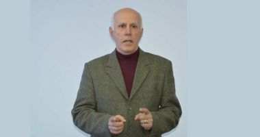 Stire din Eveniment : Colonelul în rezervă Remus Macovei: "Armata are nevoie de mai mulți bani, dar pentru dotări moderne"