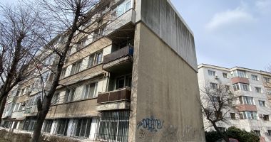 Renovarea blocurilor vechi, tot pe banii locatarilor. "Primăria a anunţat târziu, oamenii nu s-au mobilizat!" - 2