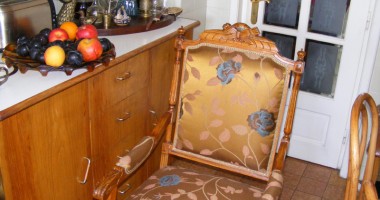 Omul care reface, din resturi, mobilier de artă - 4