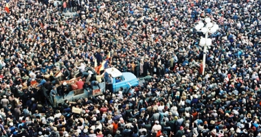 Stire din Eveniment : Au profitat la maxim! "Băieții deștepți" ai Revoluției