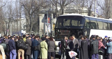 Stire din Cetățenești : Rudele, o frână în calea părinților  care vor să muncească în străinătate?