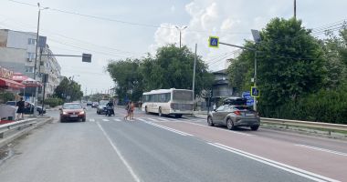Treceri de pietoni periculoase. Rutiera cere montarea de semafoare la Eforie! - 2