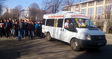 Fostul lider al lumii interlope, Săceanu, condus pe ultimul drum. Cadavrul a fost luat cu forța de la morgă / Galerie Foto - 11